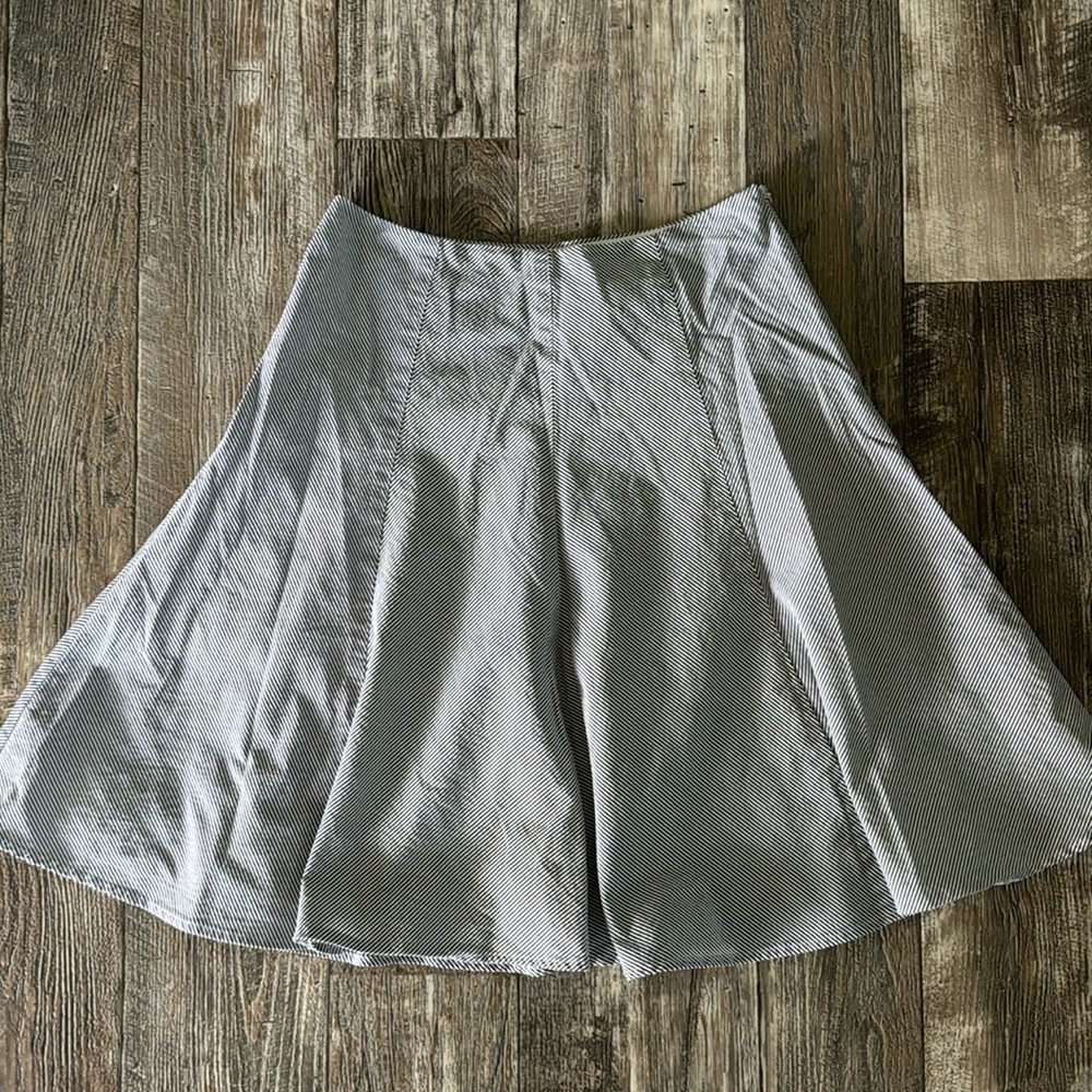 JONES NEW YORK SIGNATURE STRETCHY SKIRT, SIZE 8